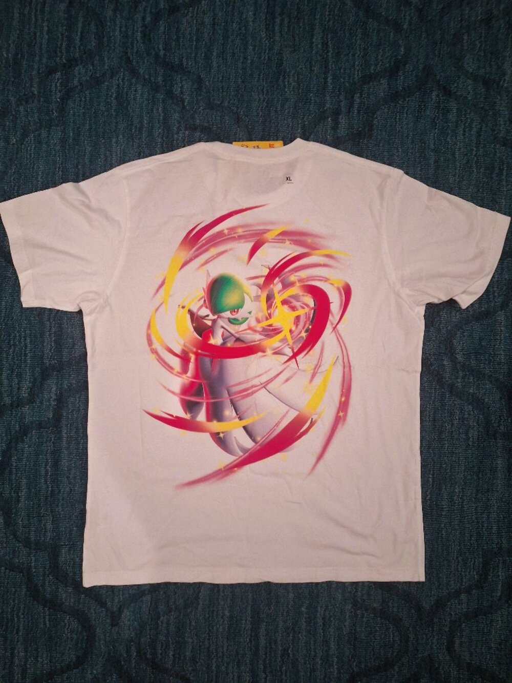 Uniqlo UT Pokémon Collection Mega Gardevoir Short sleeve T-Shirt Size XL